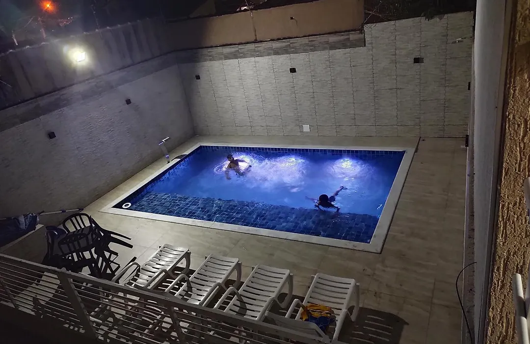 Apartamento completo com wi-fi e piscina-1